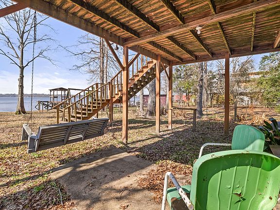 14th image of this home