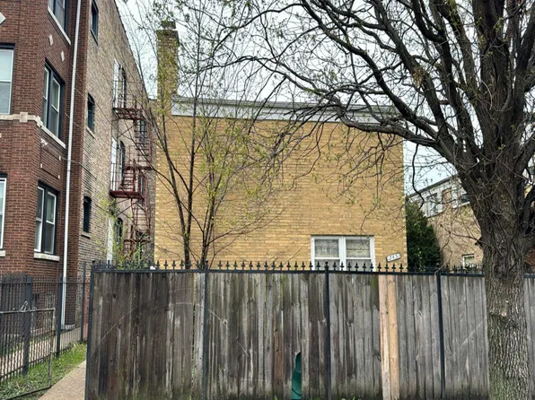 545 N Central Ave APT D, Chicago, IL 60644