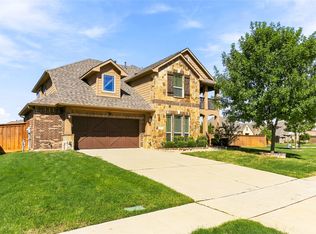 2820 Mariposa Dr, Grand Prairie, TX 75054