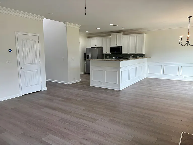 241 Saint Lucie Dr — Photo 10