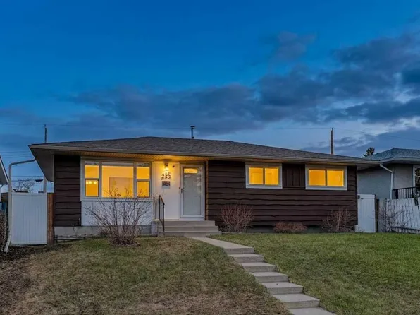 727 Macleay Rd NE, Calgary, AB T2E 5Z9