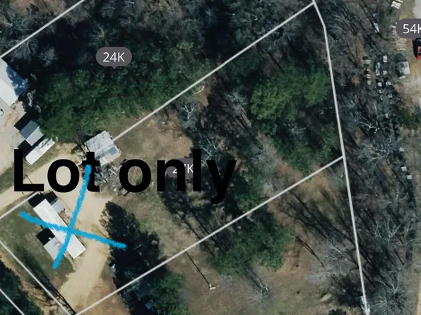 372 Graceland Dr, Florence, AL 35633