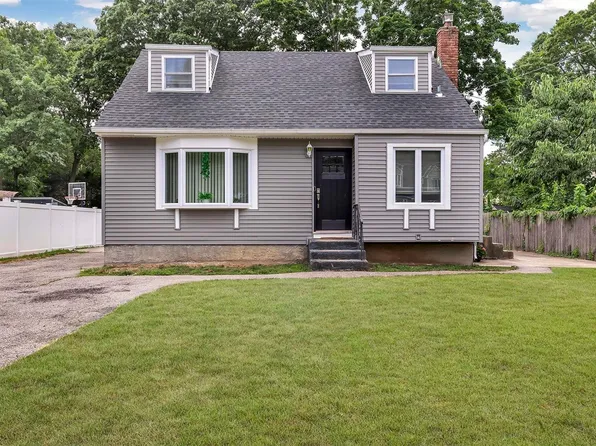 1096 Bay Shore Avenue, Bay Shore, NY 11706