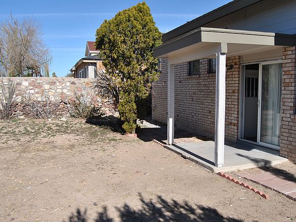 5th image of 829 Merriman Dr