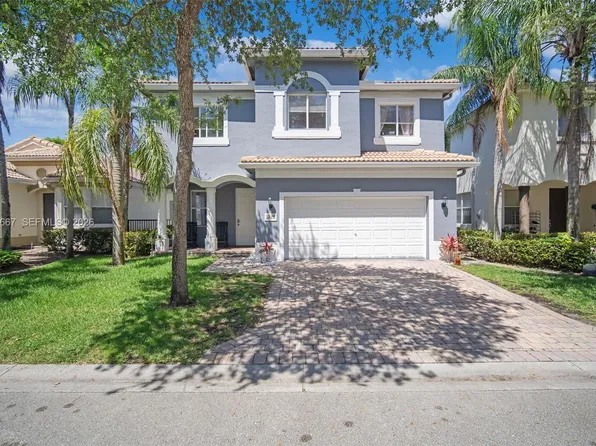 1225 Rose Gate Blvd, Riviera Beach, FL 33404