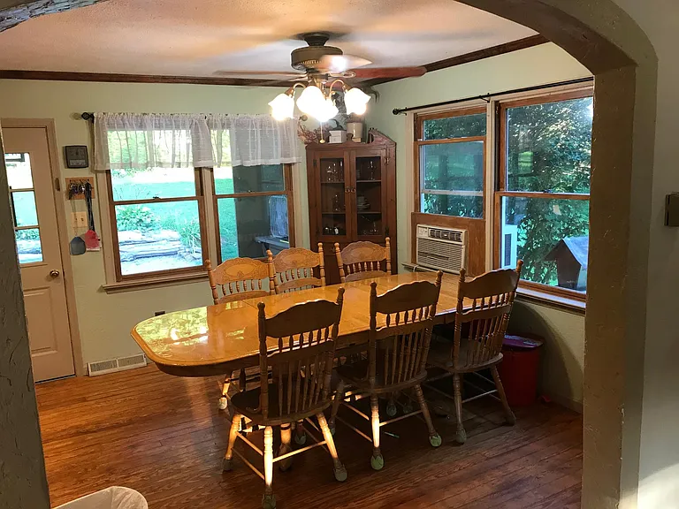 11042 Wills Creek Rd — Photo 5