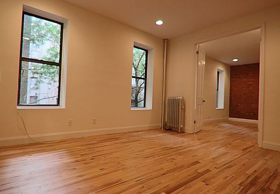 3rd image of 530 W 157th St #2E