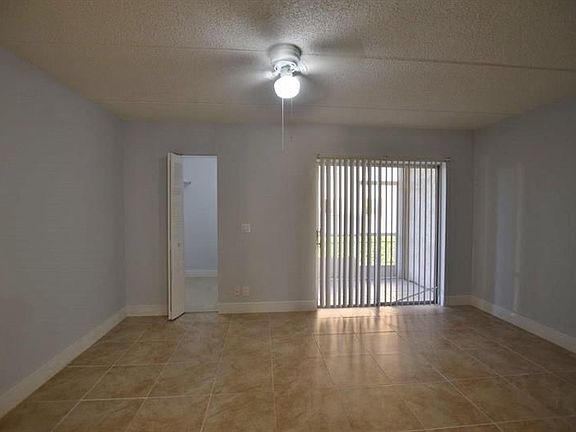 2nd image of 300 Village Green Cir Unit 103