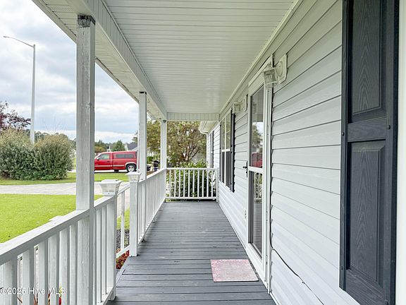 3rd image of 125 Kanton Drive