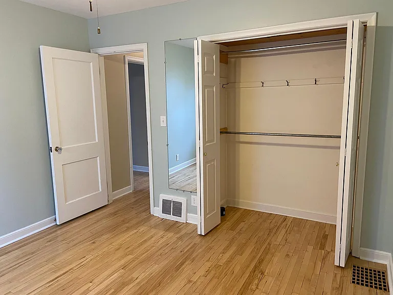 5451 Washburn Ave S — Photo 12