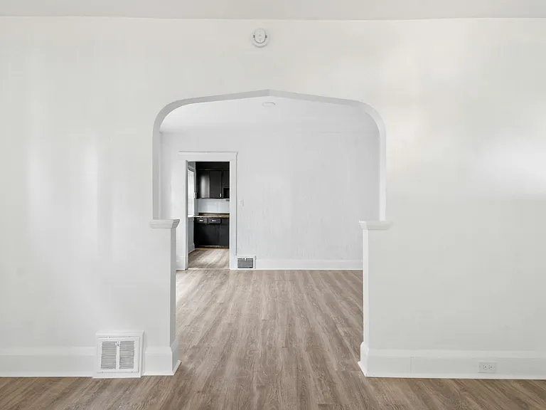 8002 Maryland Ave #B — Photo 9