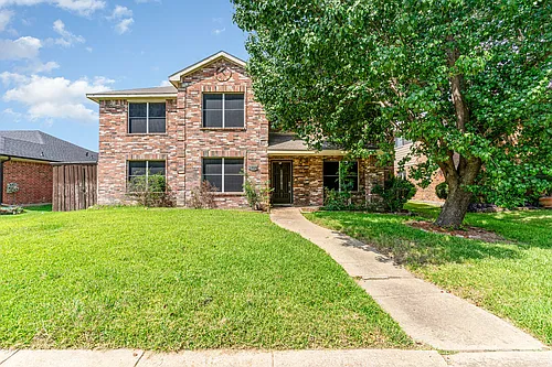 1810 Cedar Ridge Dr Photo 1