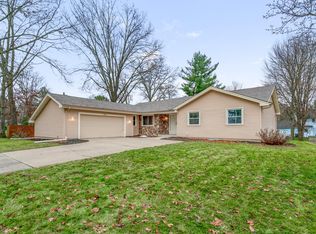 1545 Brookmoor Ln, Portage, MI 49024