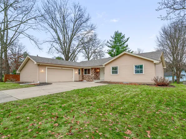 1545 Brookmoor Ln, Portage, MI 49024