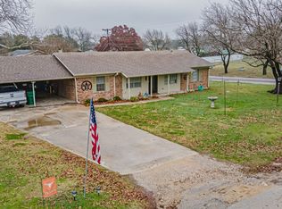 320 Hoffman Dr, Dublin, TX 76446