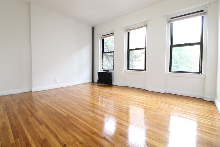 1st image of 485 Saint Johns Pl #2B
