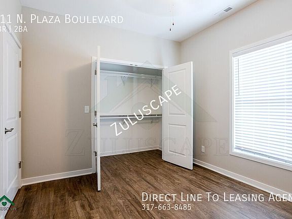 4th image of 911 N Plaza Dr