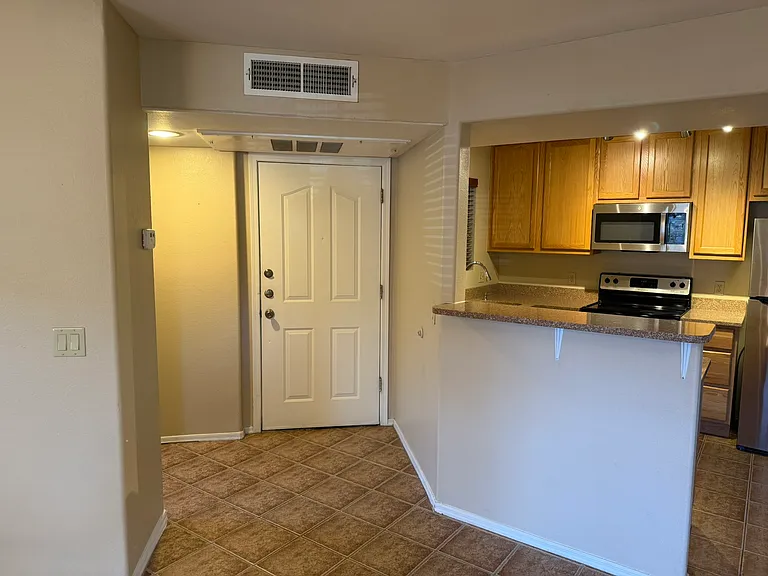 5751 N Kolb Rd #11102 — Photo 1