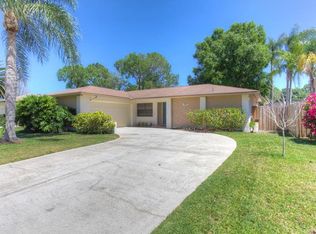 16209 Parkside Dr, Tampa, FL 33624