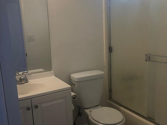 5th image of 1460 McDermott Dr