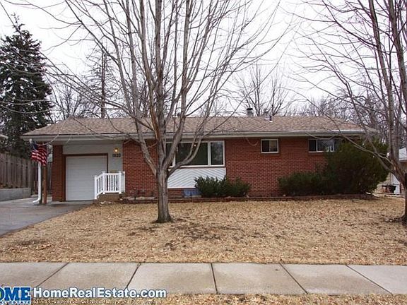3rd image of 1820 E Manor Dr