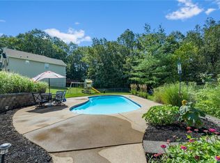 16 Adventura Dr, Festus, MO 63028