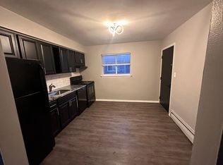 629 W Maple Rd APT 4, Clawson, MI 48017