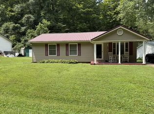 396 Chestnut St, Vanceburg, KY 41179