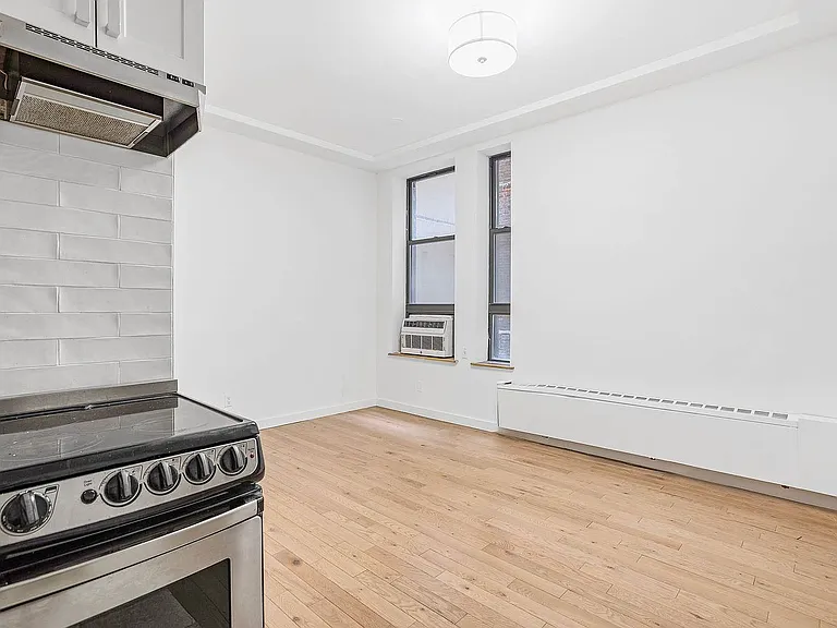 106 Fulton St #4D — Photo 5