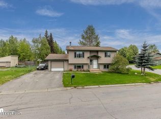 8501 Rosalind St, Anchorage, AK 99507