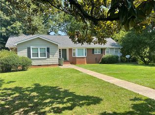 921 E Main St, Walhalla, SC 29691