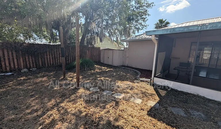 3441 Thunderbird Ave — Photo 21