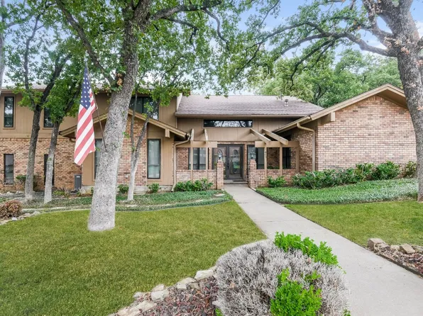 409 Washington Dr, Arlington, TX 76011
