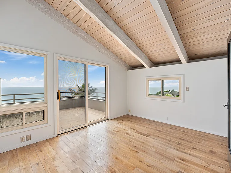 691 Kaulana Pl — Photo 19