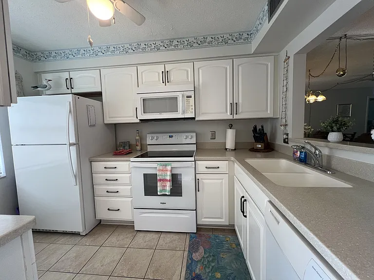 3668 Trophy Blvd #1 — Photo 44