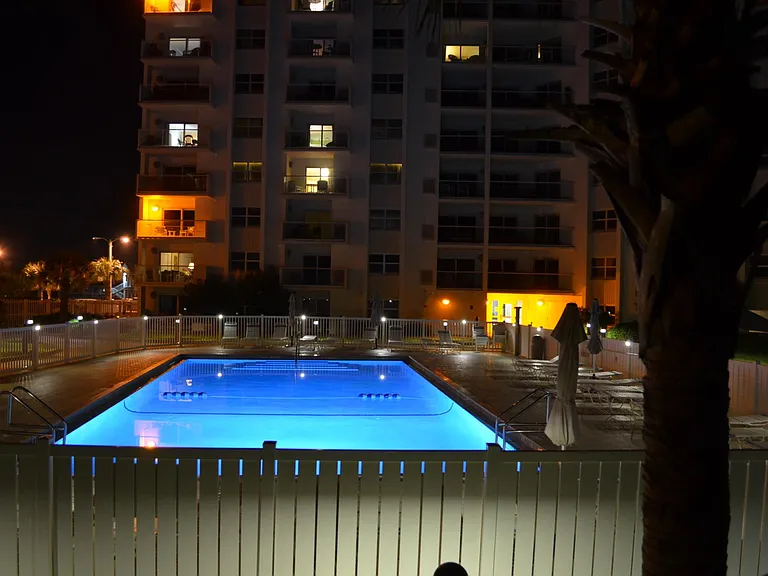 1600 Via De Luna Dr #W204 — Photo 24