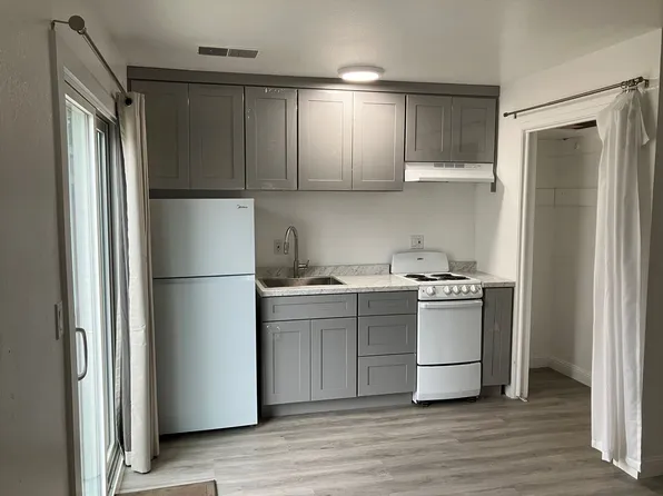 412 College Ave., Modesto, Ca 95350 **Coming Soon**, 412 College Ave, Modesto, CA 95350