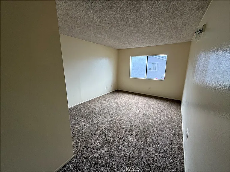 860 N Glassell St — Photo 24