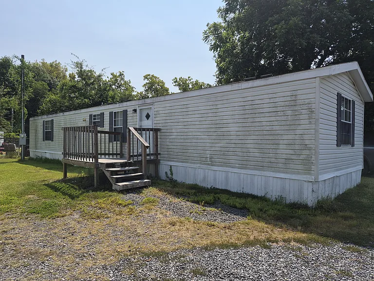 7910 Jacksonville Cutoff Rd — Photo 1