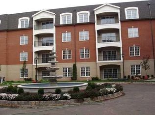 110 Regency Pl, Woodbridge, NJ 07095
