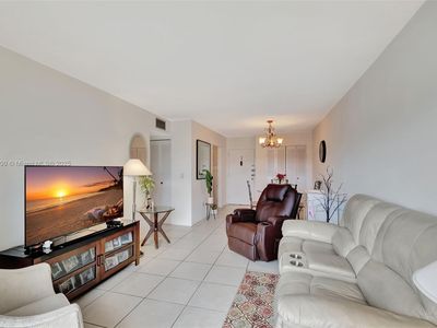 6820 W Flagler St APT 202, Miami, FL, 33144