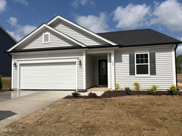 368 Providence Creek Dr, Fuquay Varina, NC 27526