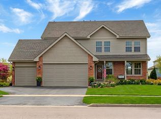 1917 Constitution St, Sycamore, IL 60178