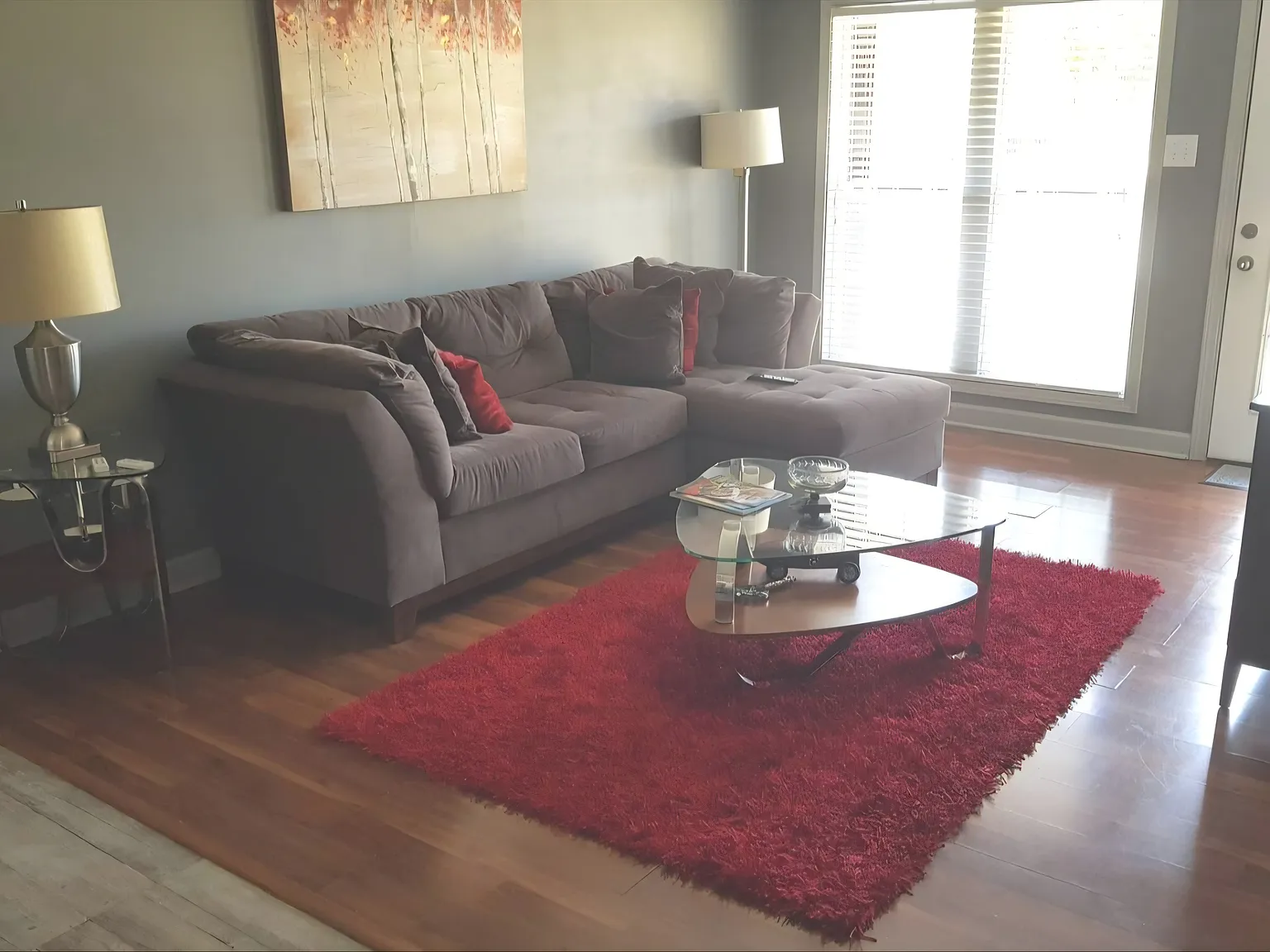 204 Kennedy Dr — Photo 2