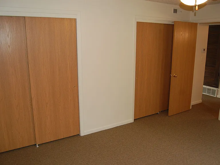 3632 Huntington Ave — Photo 12