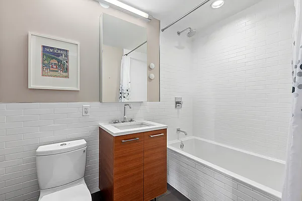 Rented by Compass | media 25