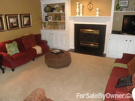 2nd image of 713 Dustin Ct