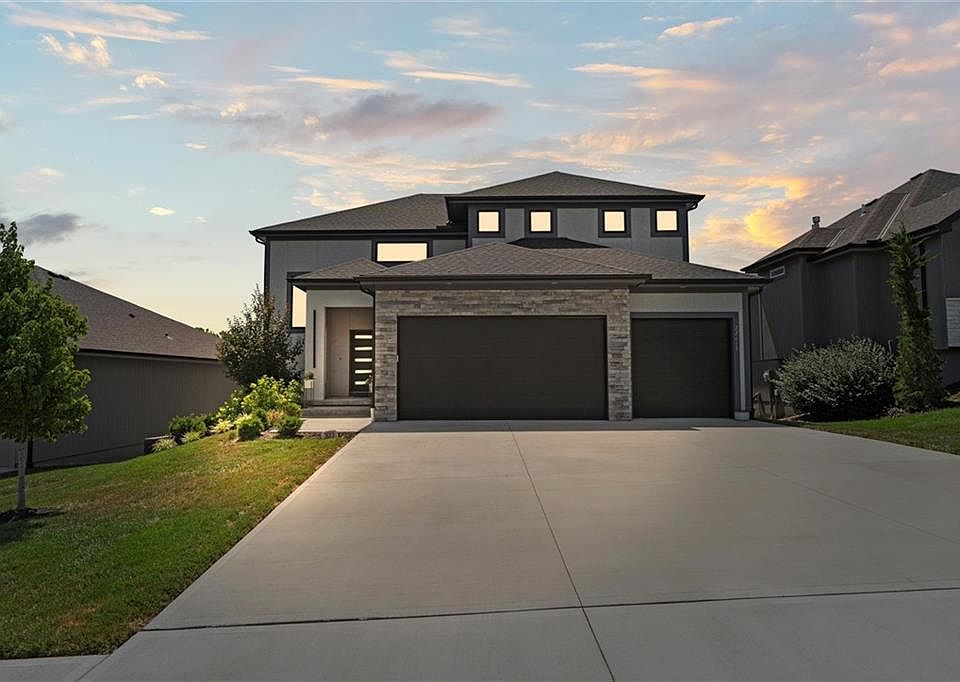 22615 W 87th Ter, Lenexa, KS 66227 | Zillow