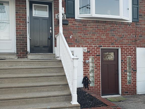 2nd image of 3603 Bellaire Pl