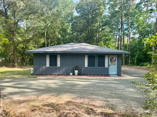 105 Saxon Ln, Woodville, TX 75979